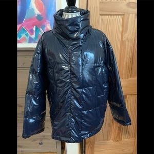 LIGHT BEFORE DARK  BUBBLE JACKET NAVY medium navy never worn